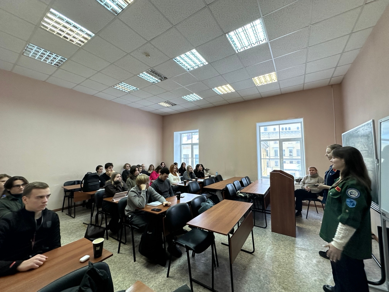 На юридическом факультете прошла традиционная встреча студентов с представителями Штаба студенческих отрядов РГПУ им. А. И. Герцена