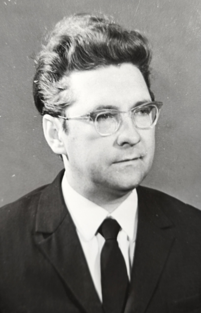 Скрынников портрет.jpg