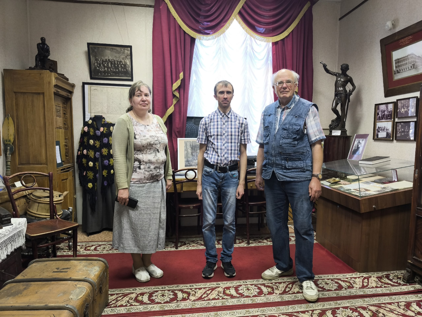 11.09.25. прихожане церкви Петра и Павла.jpg