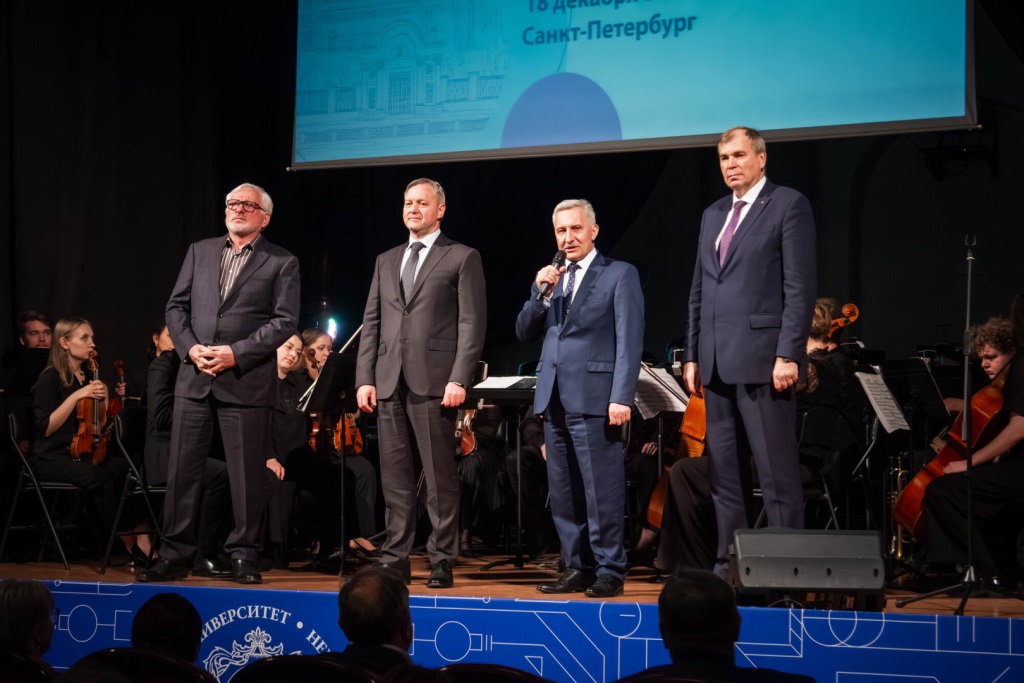 Клуб друз1.jpg