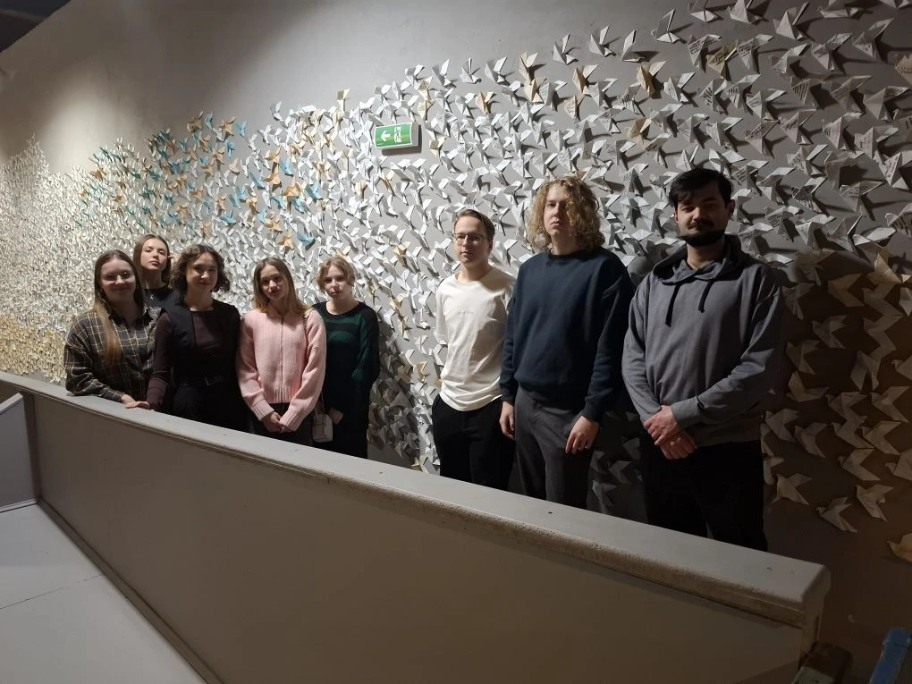 Студенты и преподаватели факультета посетили выставку «Пропавшие в кинохронике» в пятом павильоне киностудии «Ленфильм»