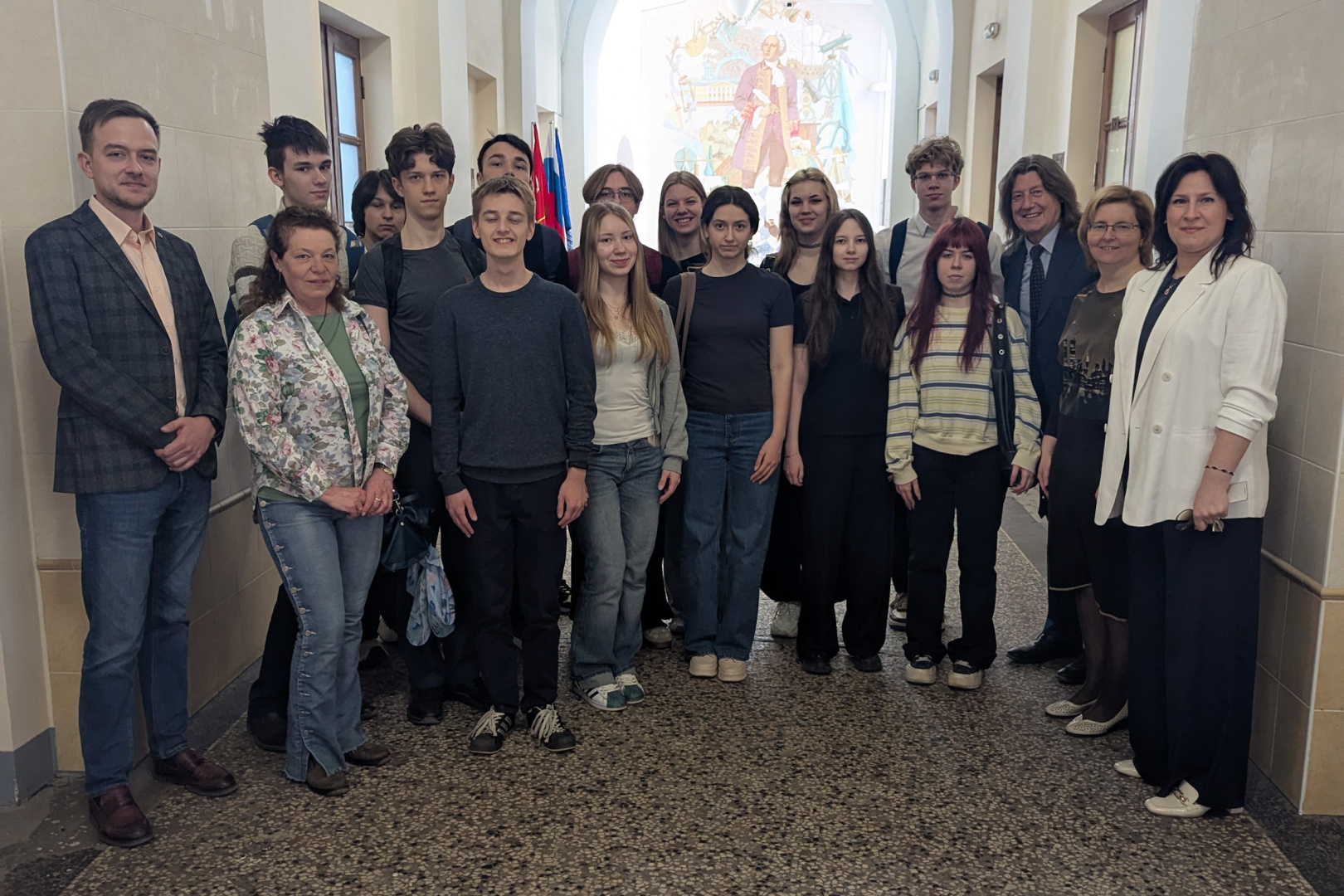 В институте физики проведена лекционно-экскурсионная программа для школьников в рамках «Всероссийского лектория РНФ»