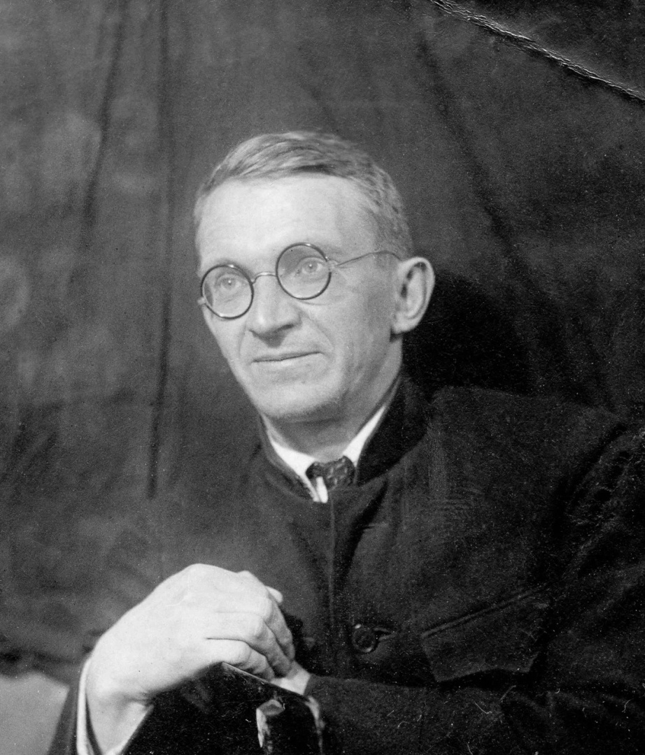 Кречмар В.А. .jpg