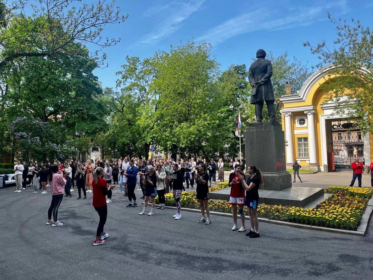 Зарядка с чемпионом