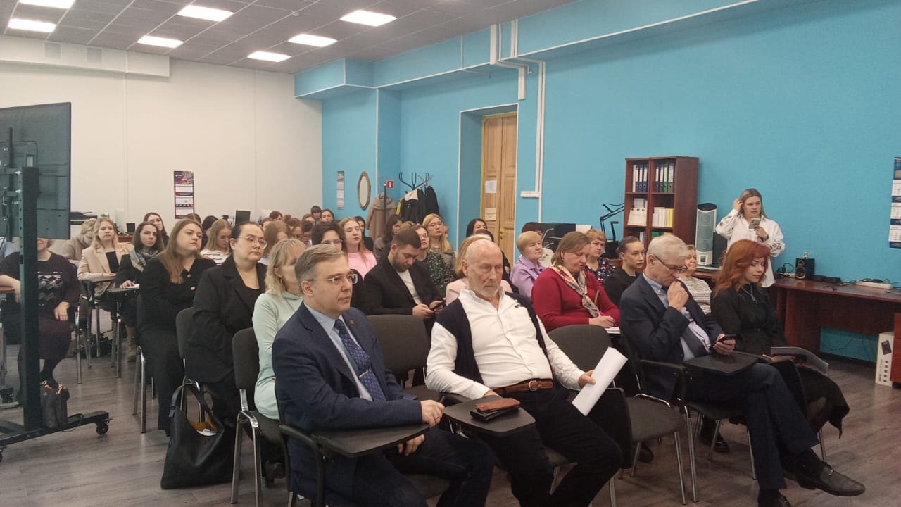 Состоялось секционное заседание "Образование и психолого-педагогическое  сопровождение лиц с проблемами интеллектуального развития"