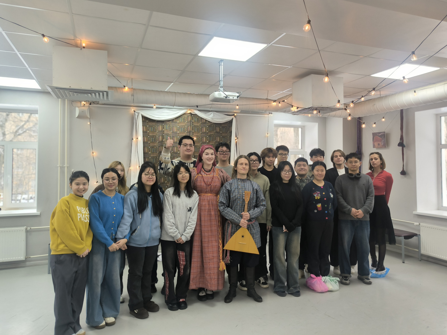 Студенты отпраздновали Масленицу и Восточный новый год в молодежном центре «Палата ремесел»