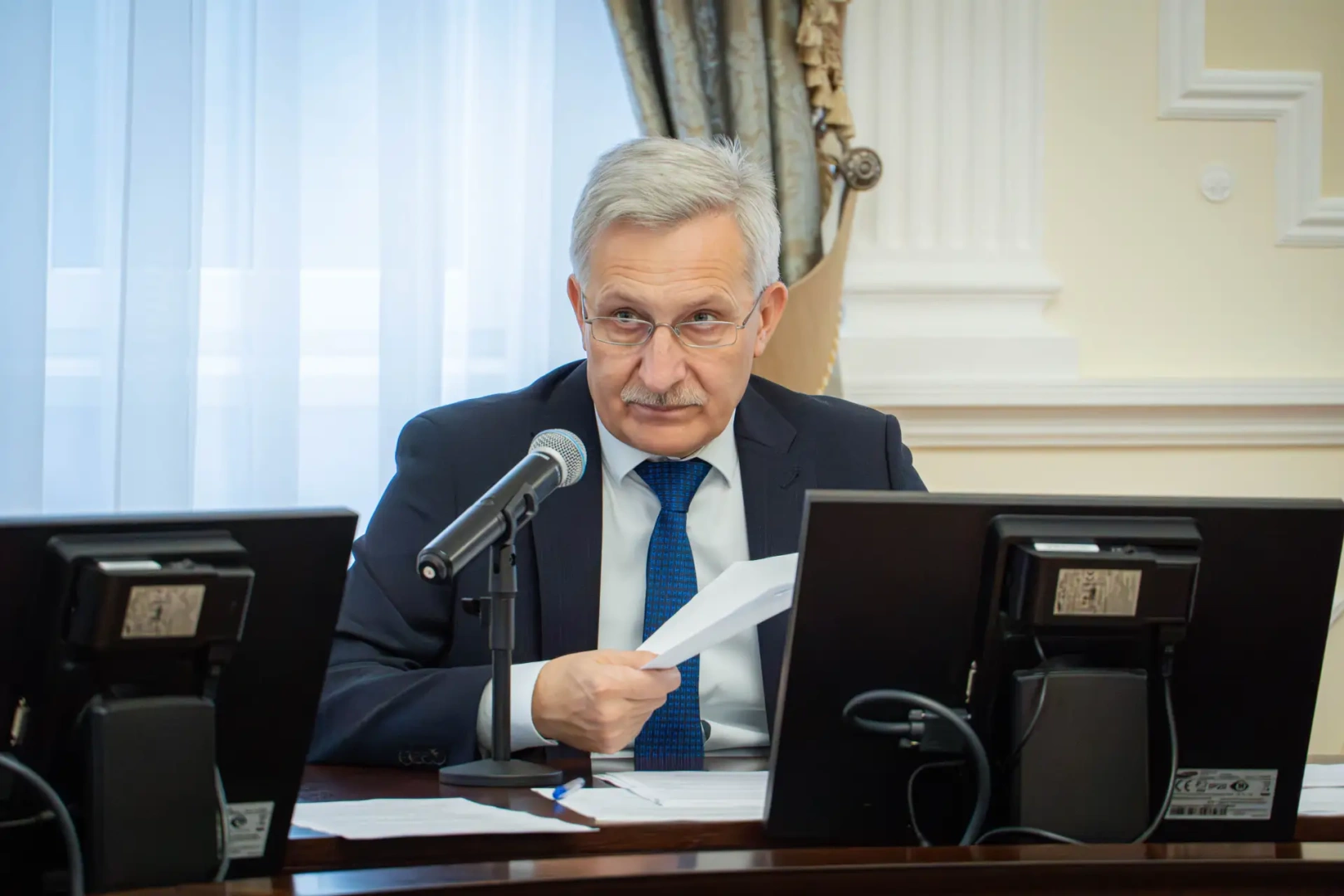 Имя Эксперта