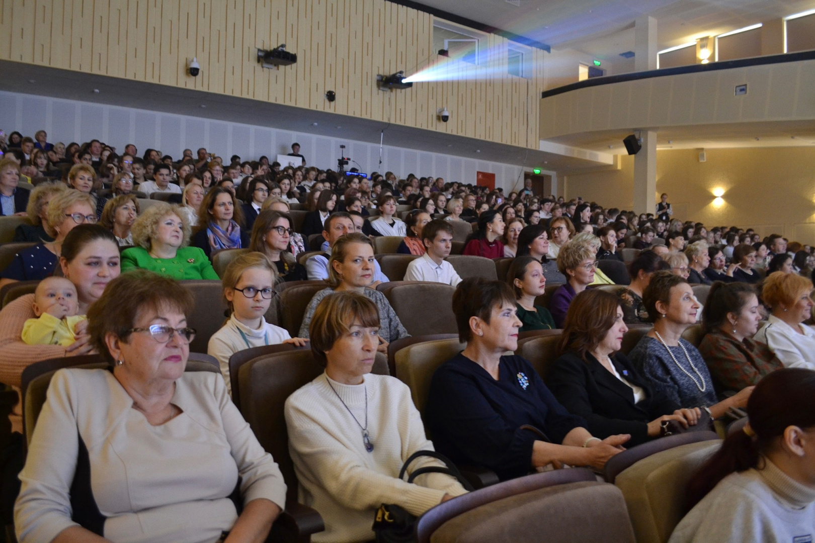 40th-year-gimnasy-271-2023-003.jpg
