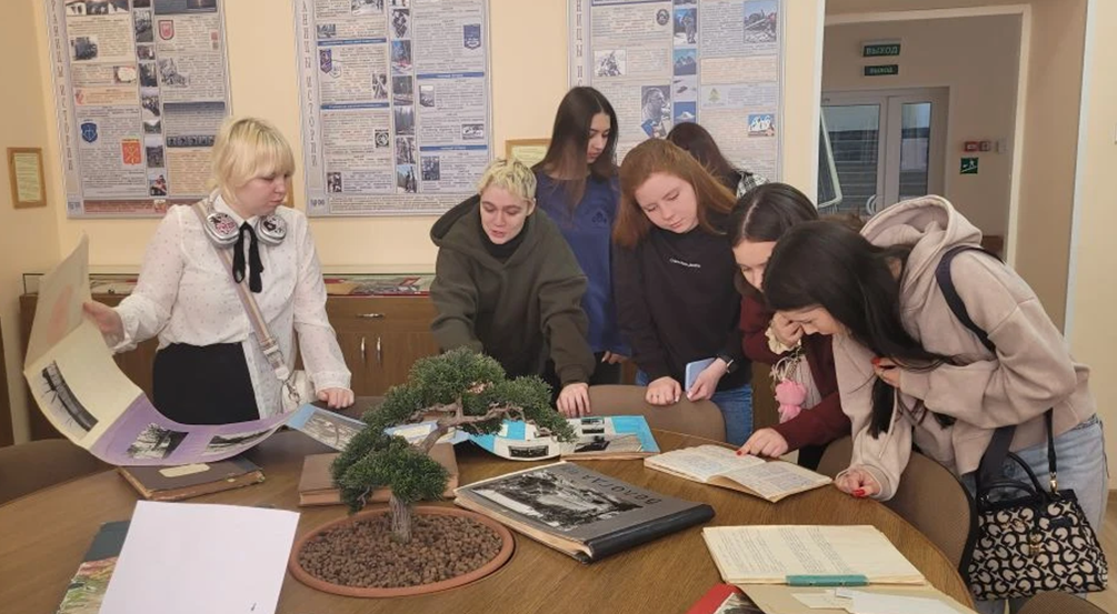 Студенты факультета посетили образовательный центр ГБНОУ Санкт-Петербурга «Балтийский берег»