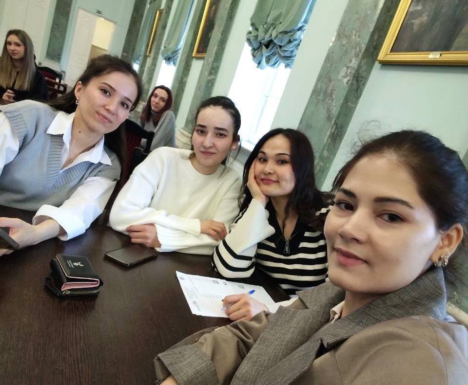 Команда Института русского языка заняла I место в музыкальной викторине