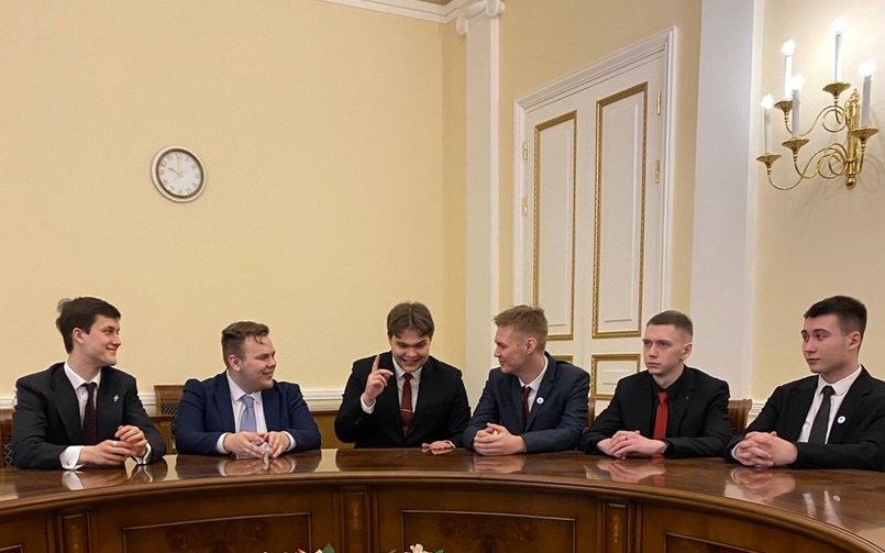 Традиционная однодневная стажировка «ГосСреда» в рамках проекта «Открытый Смольный»