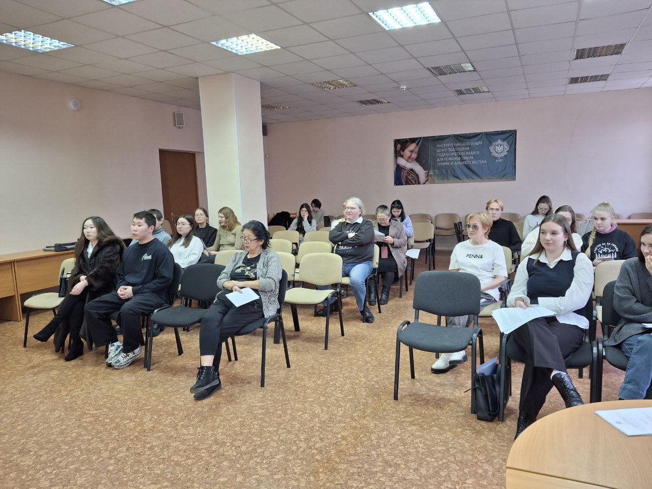 12 декабря 2024 года состоялся Круглый стол «Актуальные вопросы алтаистики, уралистики и палеоазиатоведения», организованный кафедрой алтайских языков, фольклора и литературы