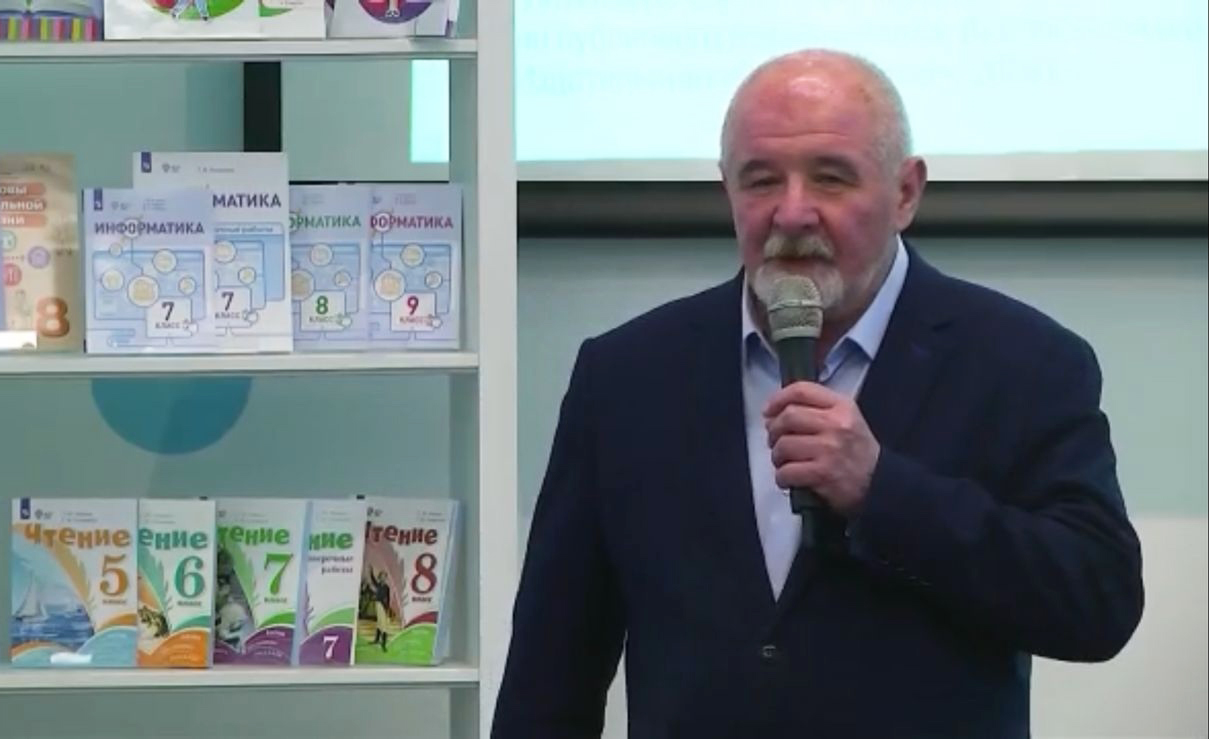 Преподаватели кафедр сурдопедагогики и олигофренопедагогики приняли участие в методическом дне "Специальные учебники и пособия для обучающихся с ограниченными возможностями здоровья"