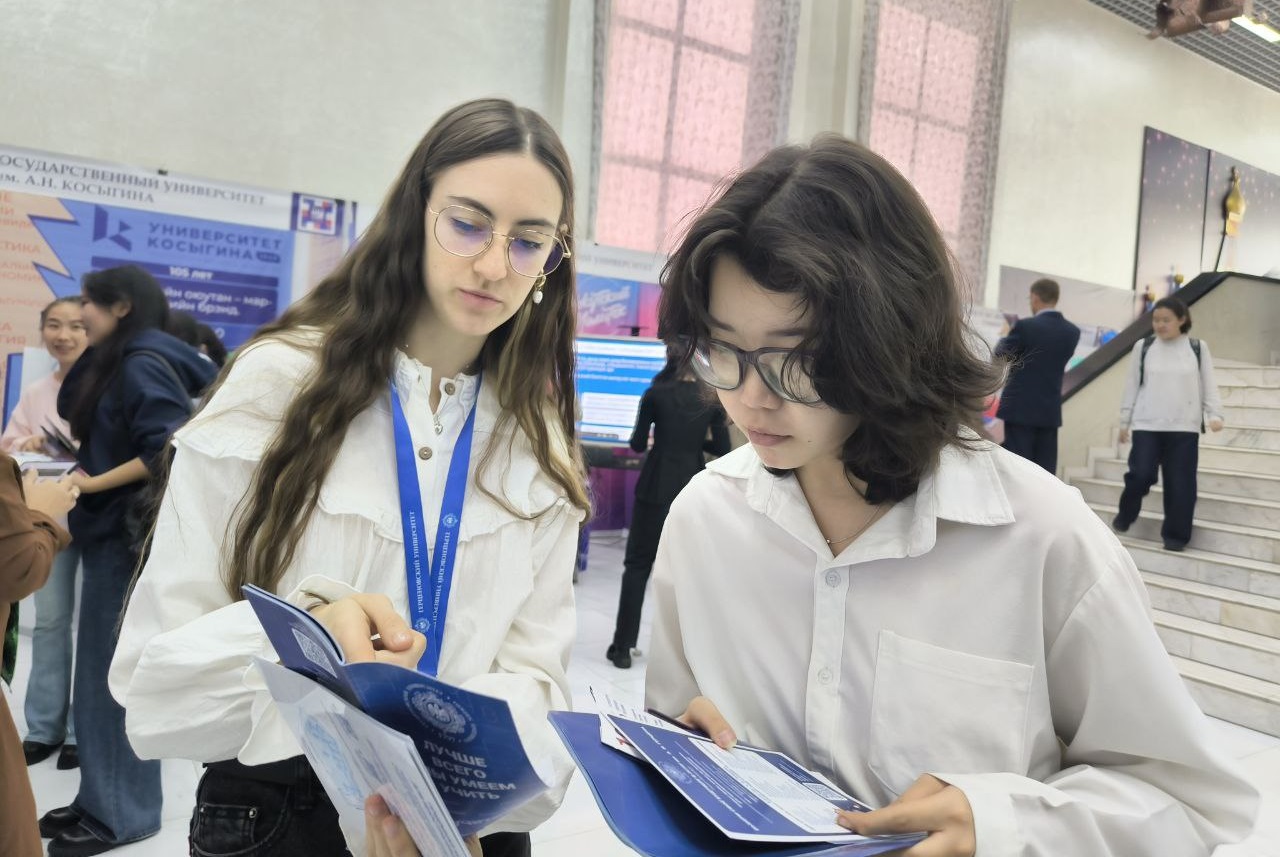 РГПУ им. А. И. Герцена принимает участие в международной образовательной выставке в Монголии