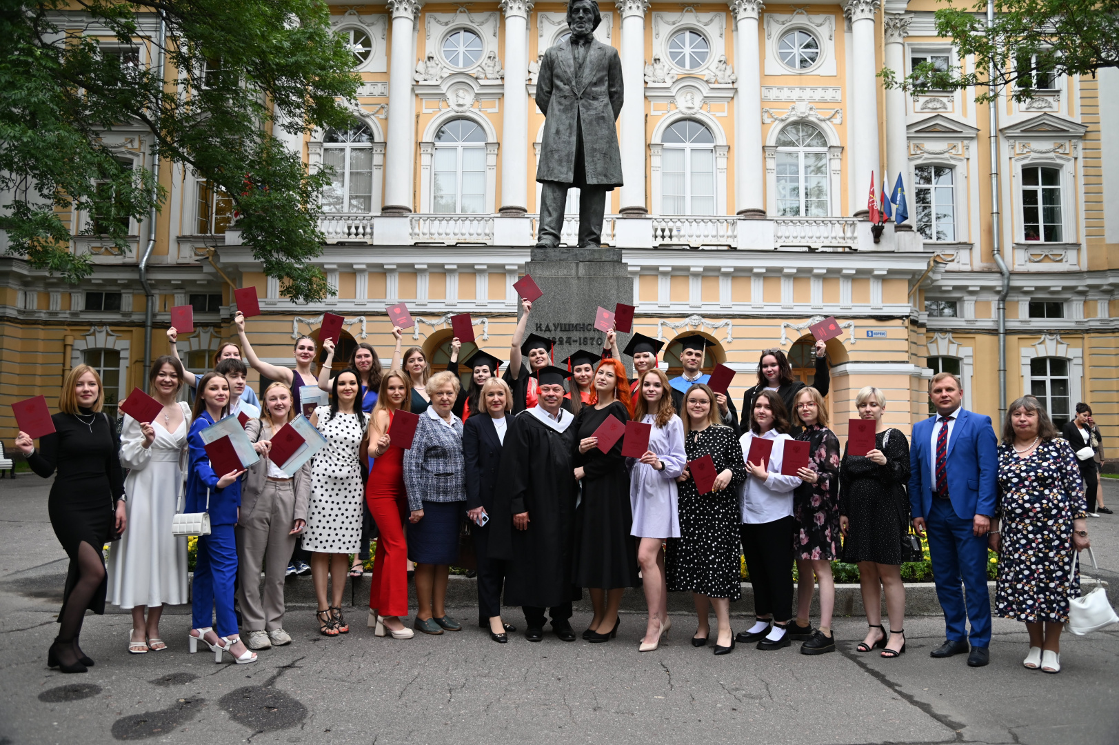 Колонный зал ргпу им герцена