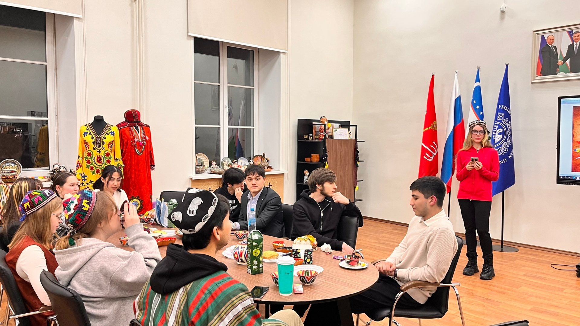 IdbYZaF6lp91QME099zoH4J_z9HL9-Fr9s-419uGMUSvJMydQPMbBiXjom28p_Zd7NOEV3DURRo8KcKD5DFUjtt2 (1).jpg