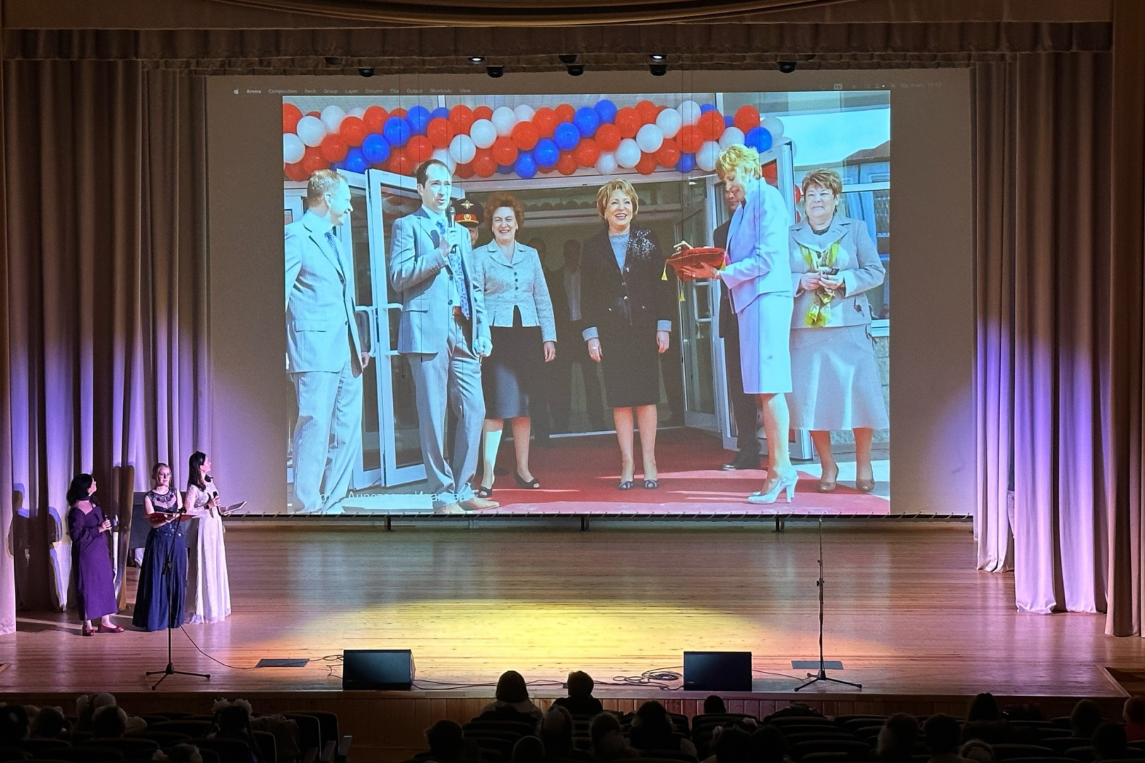 40th-year-gimnasy-271-2023-011.jpg
