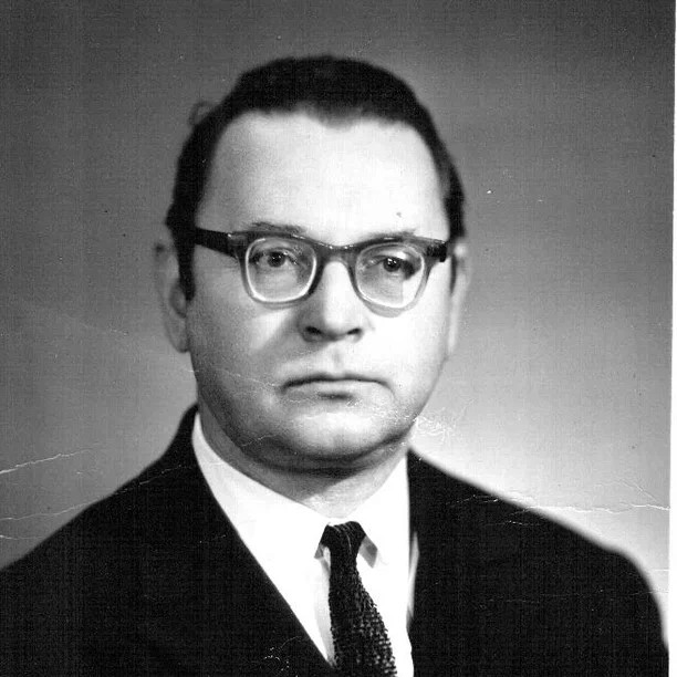 Сем Ю.А. портрет.jpg..jpg
