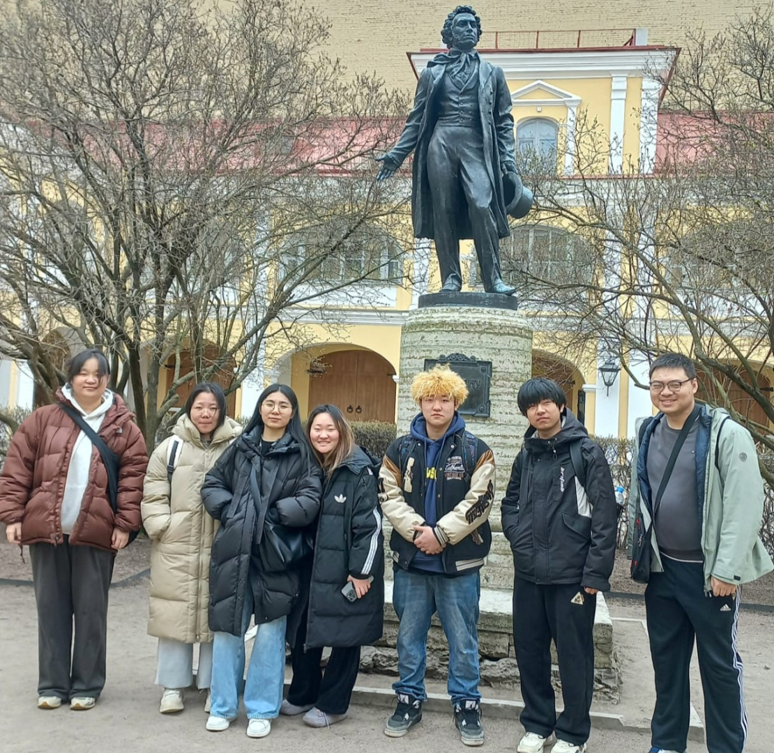 В музее-квартире А. С. Пушкина