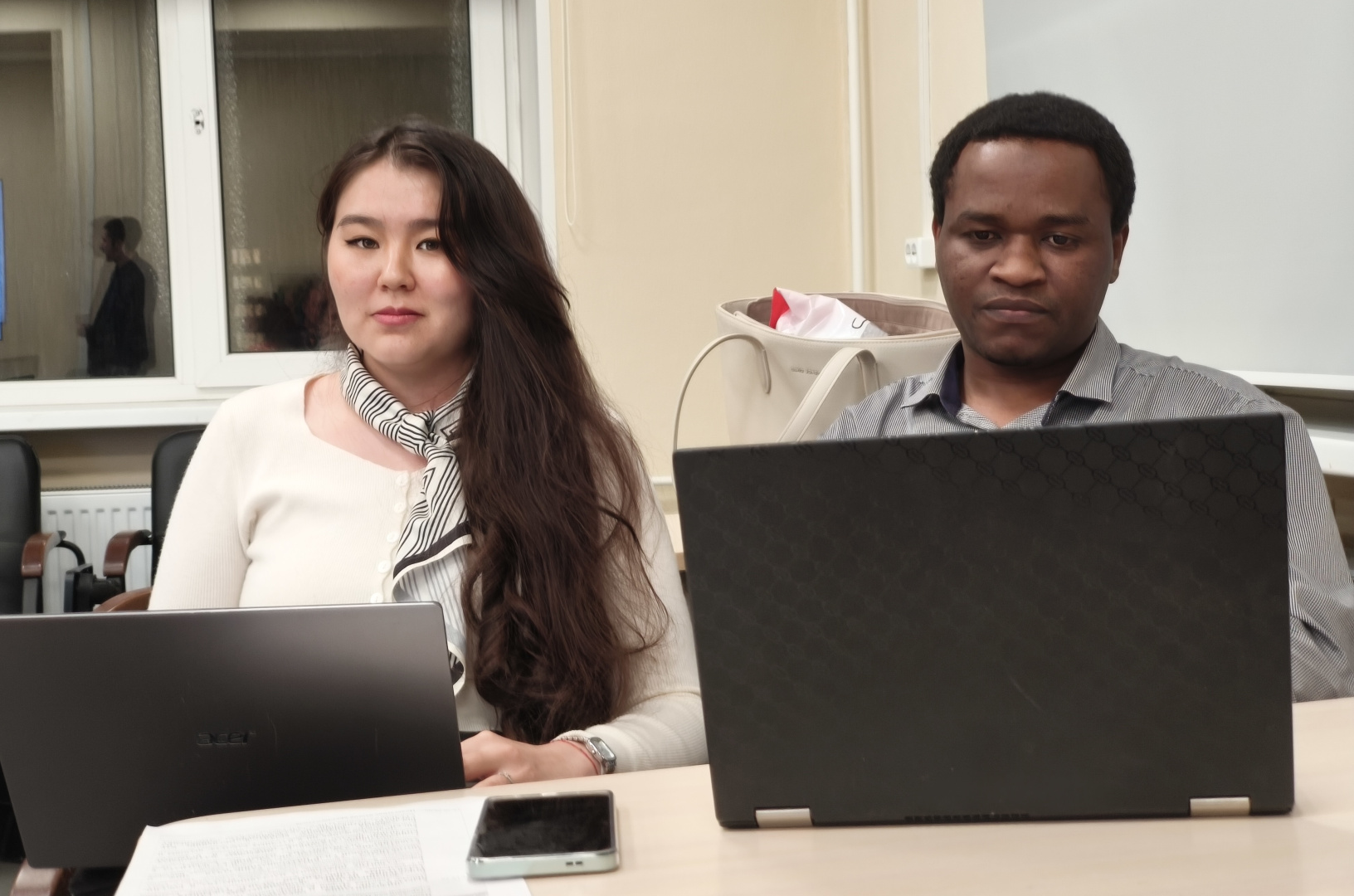 Цифровизация образования: эксперты развеяли мифы и обозначили реальные проблемы