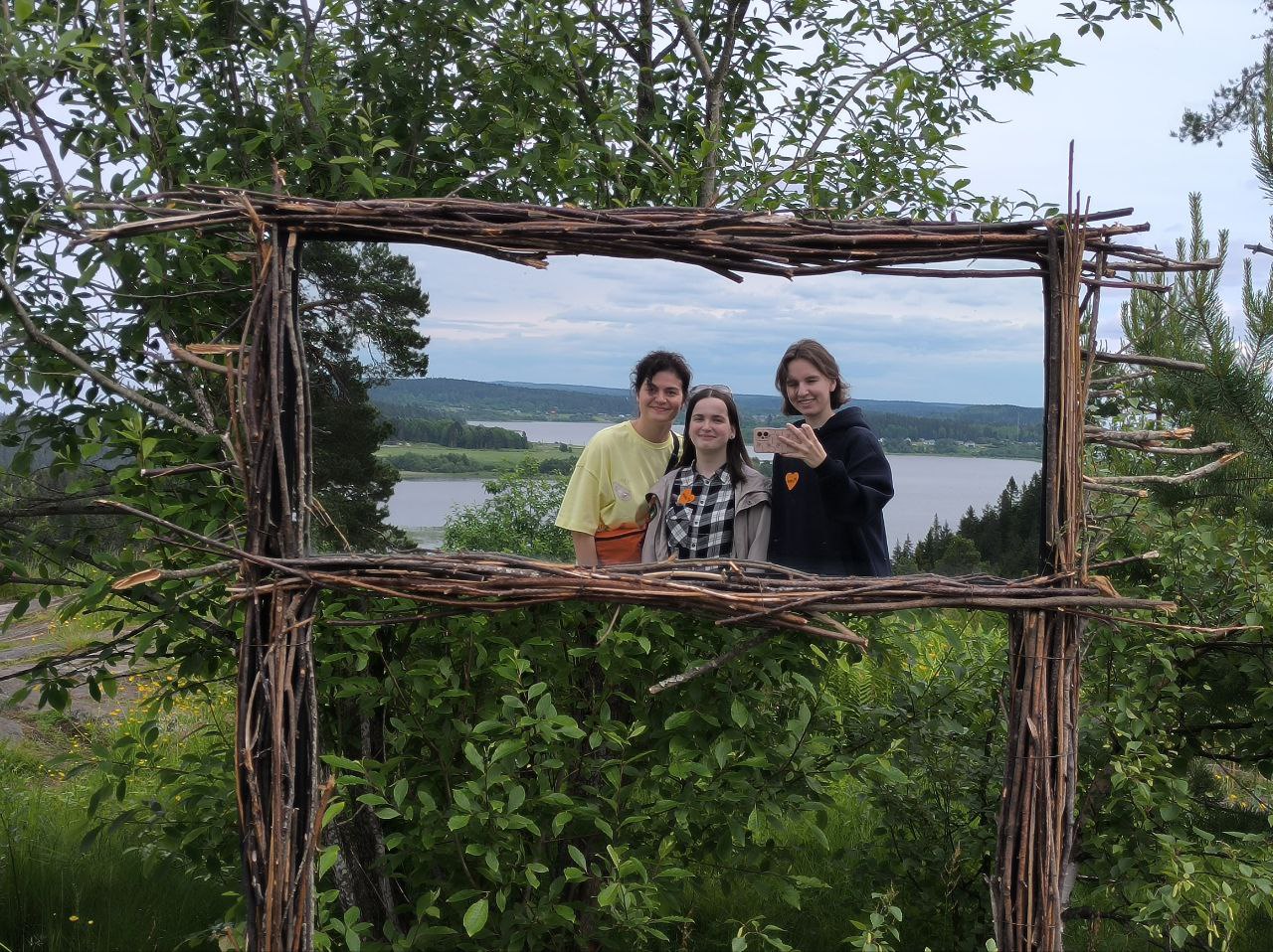 альтернативный текст