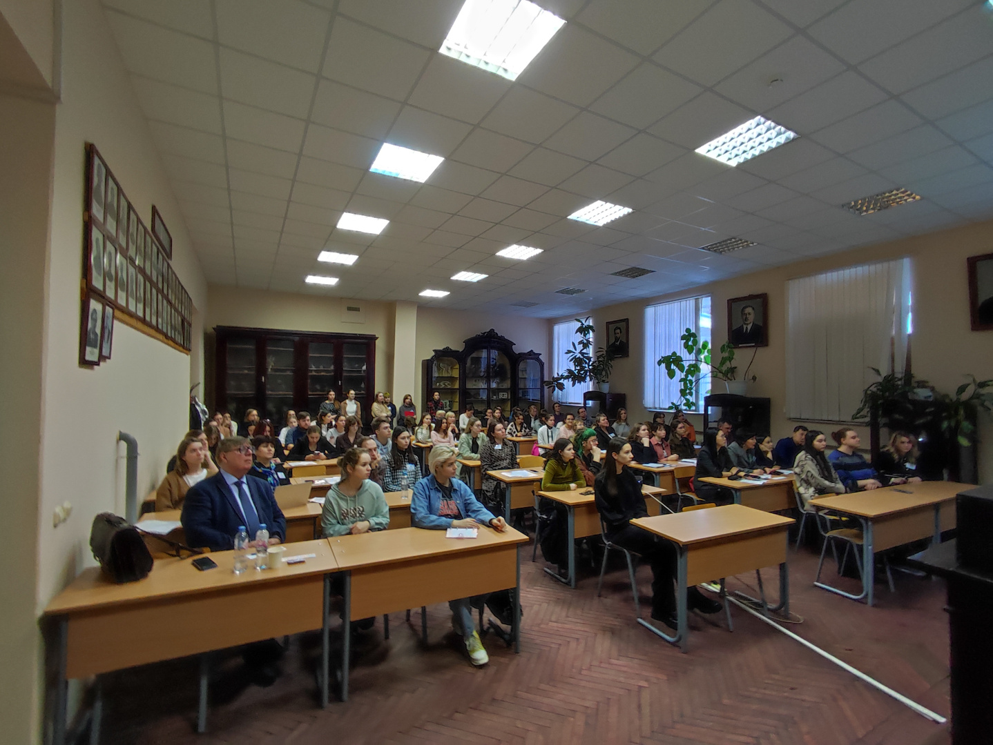 28 ноября 2023 года на кафедре методики обучения биологии и экологии состоялась XXI Всероссийская научно-практическая конференция «Перспективные направления исследования проблем биологического и экологического образования в условиях современных вызовов»