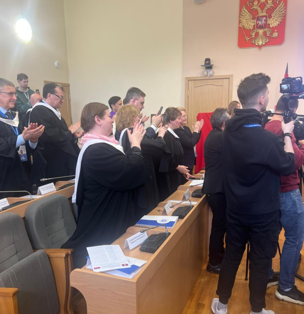 альтернативный текст