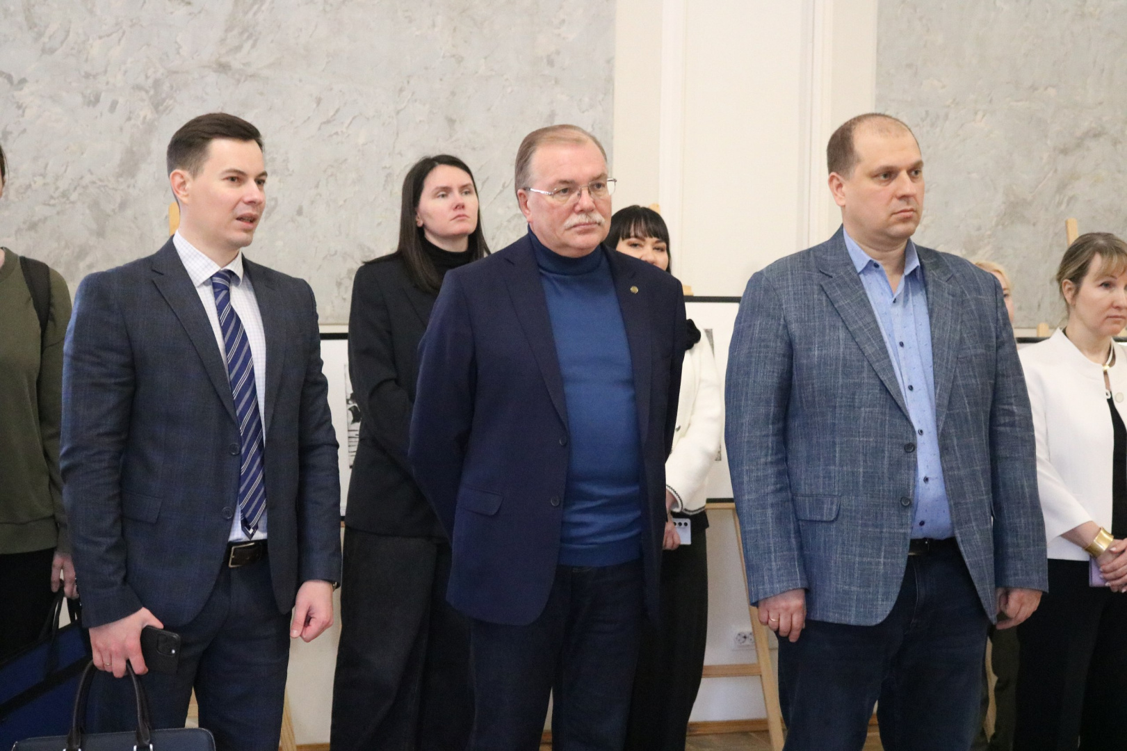 Открытие выставочного проекта «Сказано сердцем», приуроченного к 82-й годовщине полного освобождения Ленинграда от фашистской блокады