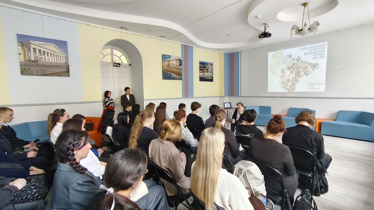 Студенты Герценовского университета приняли участие в программе «Из первых уст»