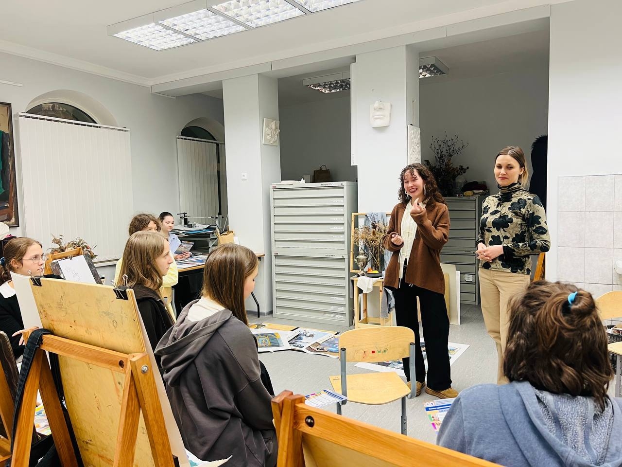 Институт художественного образования на профориентационной встрече в ДХШ имени Г.Н. Антонова