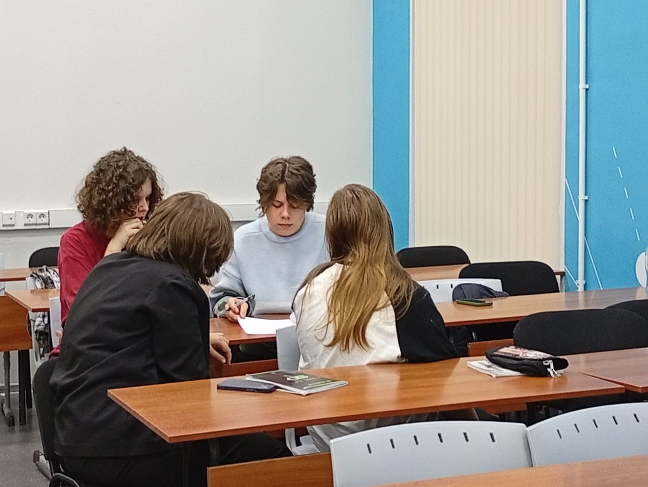 Школьники из психолого-педагогических классов школ Санкт-Петербурга продолжили знакомство с юридической наукой в рамках проекта «Герценовская среда»