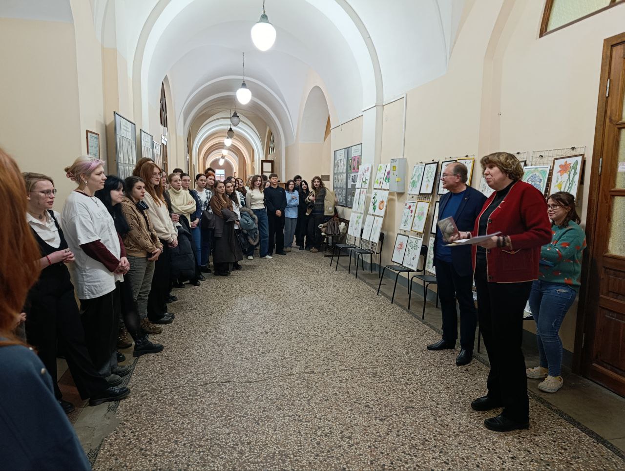 25 декабря 2025 года на факультете биологии состоялось подведение итогов международного конкурса ботанической иллюстрации, посвященного 80-летию Победы в Великой Отечественной войне над фашистской Германией