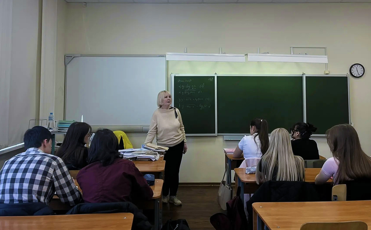 Кафедра тифлопедагогики продолжает цикл профориентационных мероприятий для учащихся школ Санкт-Петербурга