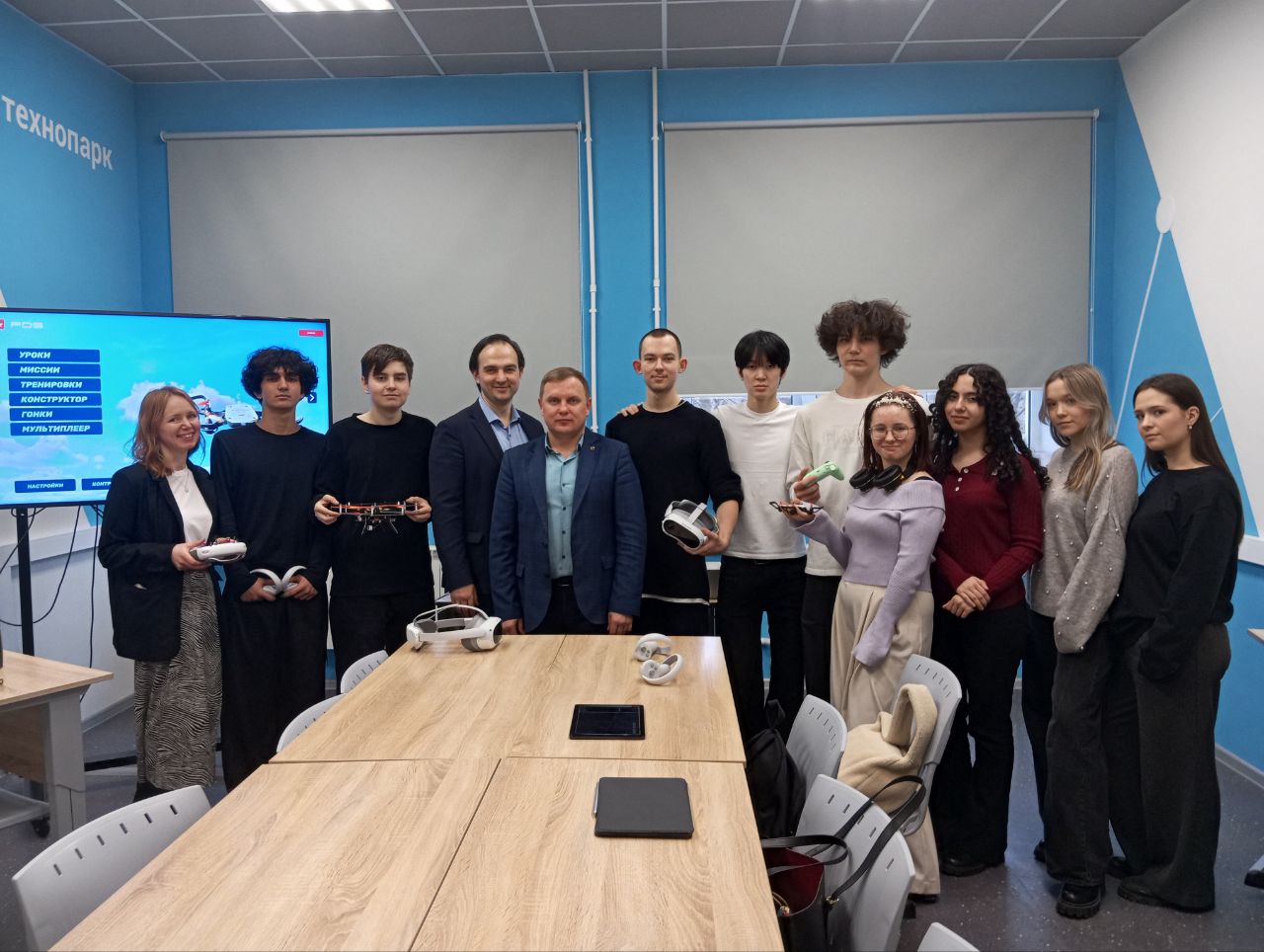 Обучающиеся школы №153 посетили факультет комплексной безопасности и военно-патриотического воспитания в рамках проекта «Герценовская среда. Интенсив»