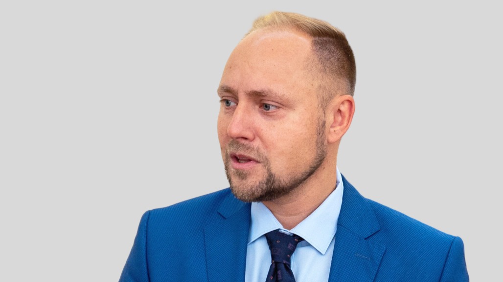 Имя Эксперта