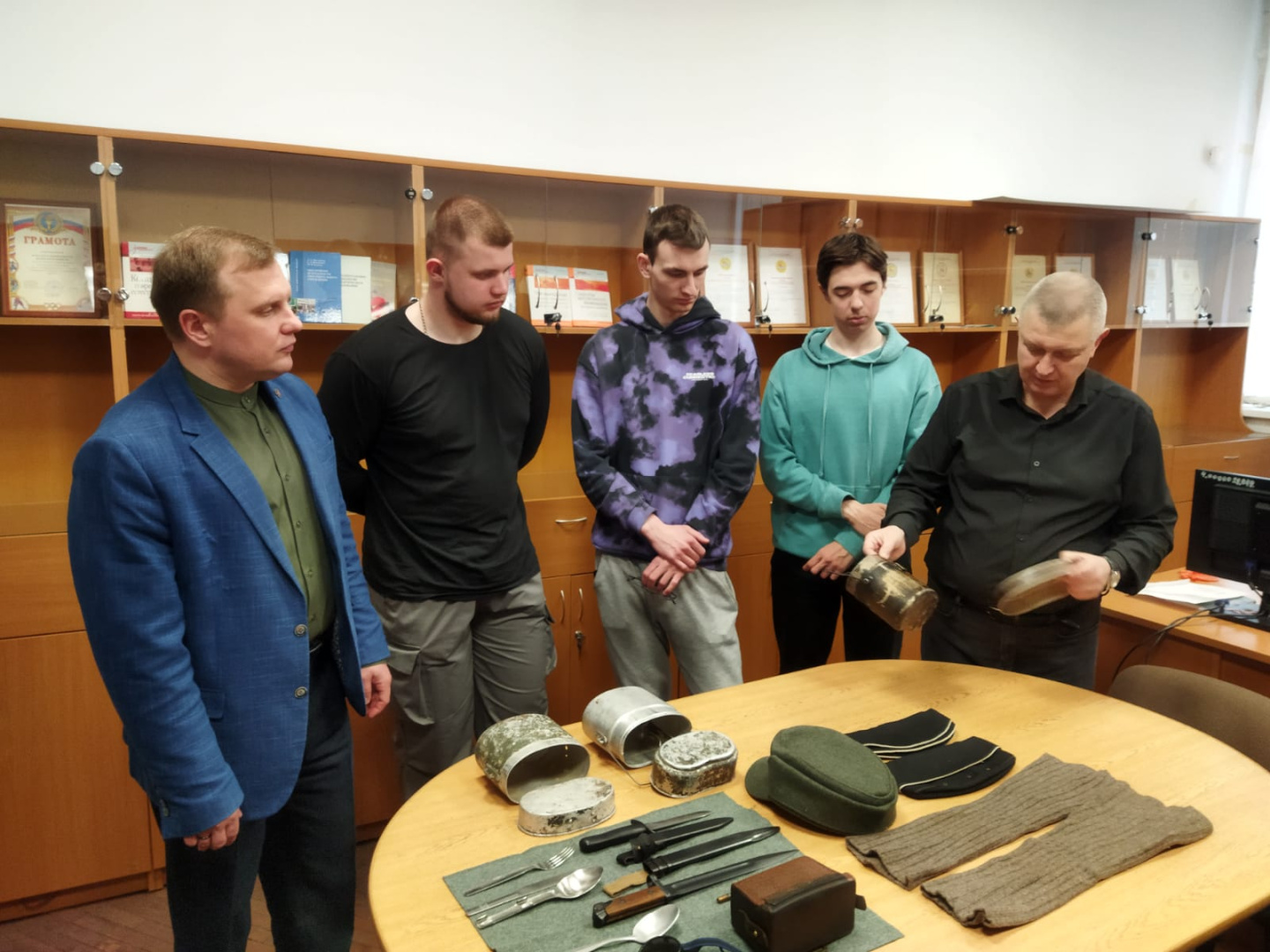 Интерактивный семинар для студентов "Участие западноевропейских стран в войне против СССР на стороне Германии - военная атрибутика и документы"