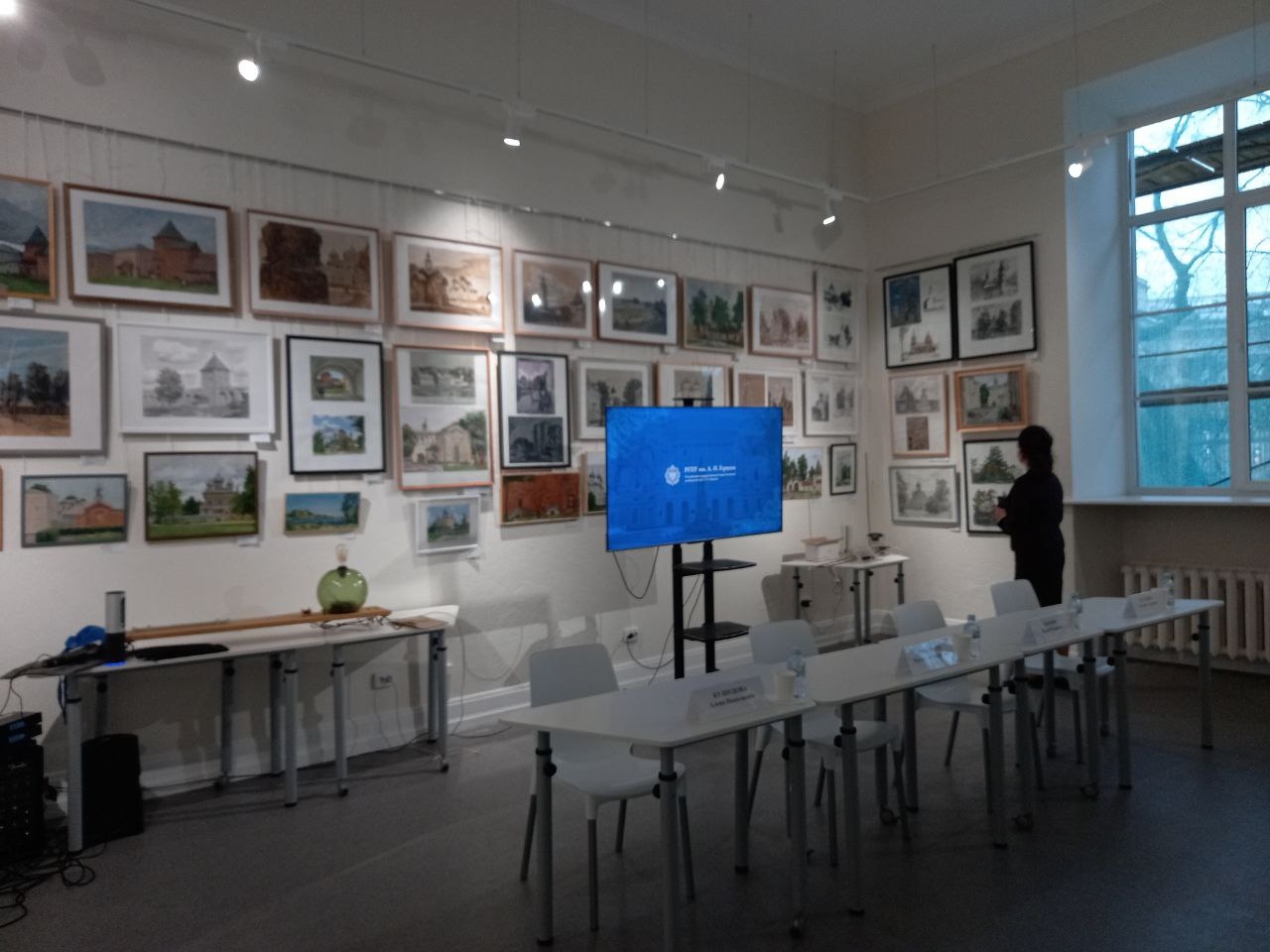 Встреча студентов Института художественного образования с руководителем Представительства Вологодской области