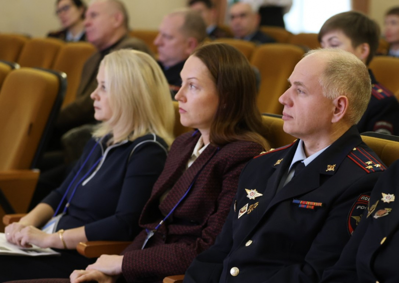 Яковлева О.В. выступила на пленарном заседании II учебно-методического сбора профессорско- преподавательского состава Санкт-Петербургского университета МВД России «Современный университет: векторы развития образовательных практик» 