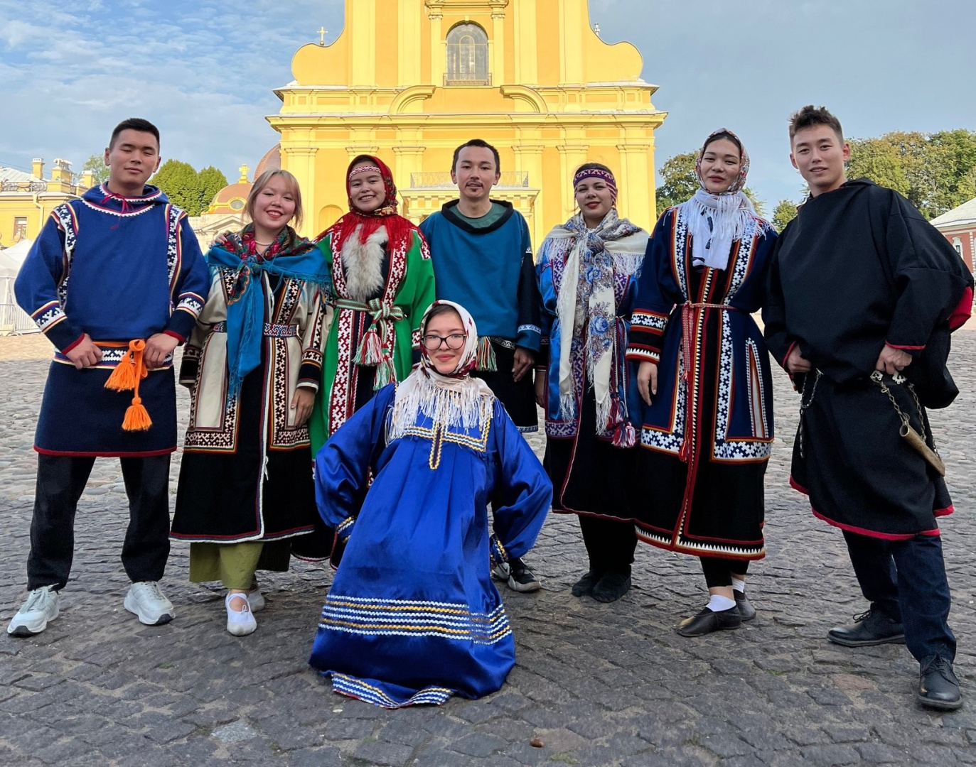 13-14 сентября 2024 года на Соборной площади Петропавловской крепости в рамках X Санкт-Петербургского международного форума объединенных культур состоялся масштабный проект – Дни народной культуры Северо-Западного региона «Серебряное ожерелье»