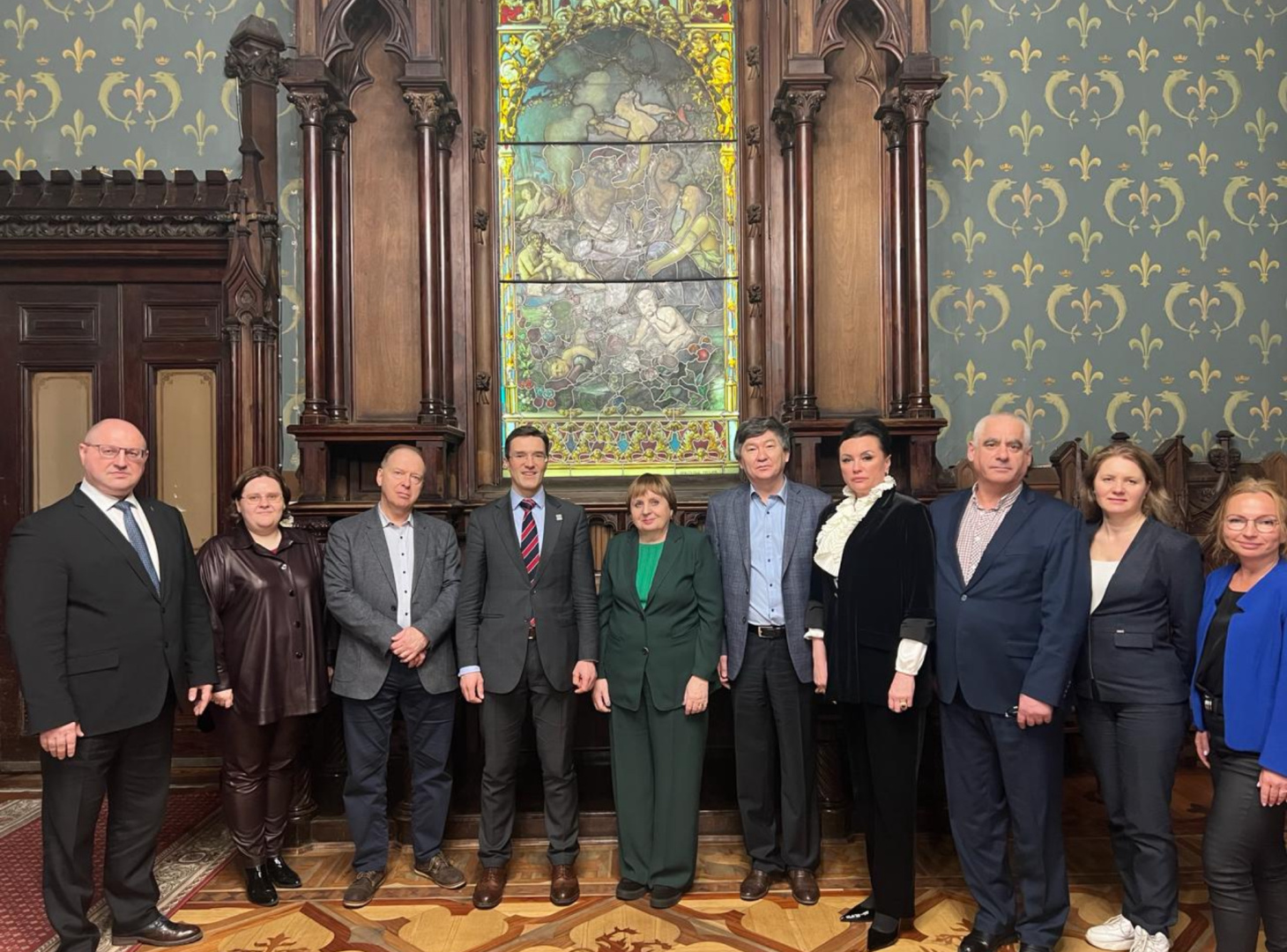 альтернативный текст